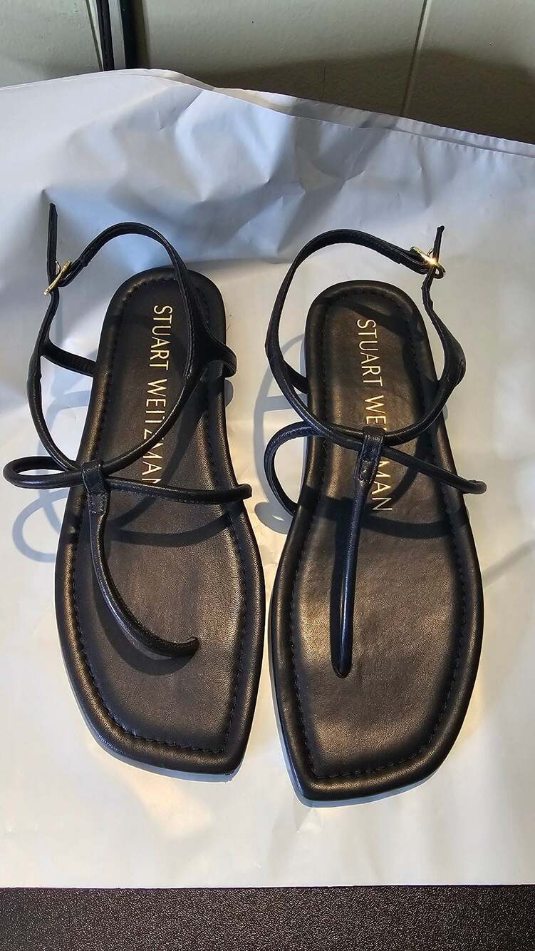 Stuart Weitzman Matilda Black Leather Thong Sandals Size 5B